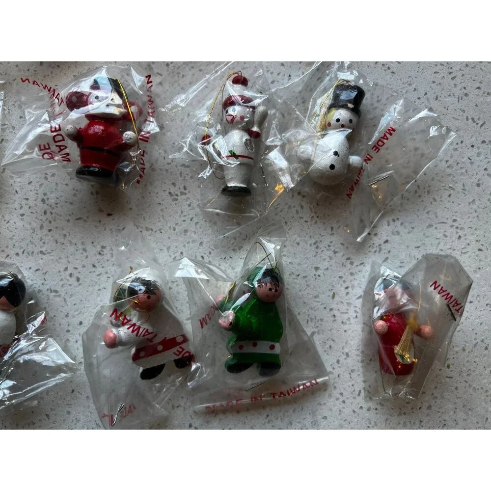20 Vintage Wooden Christmas Trees Ornaments Taiwan Original Wrapping Santa